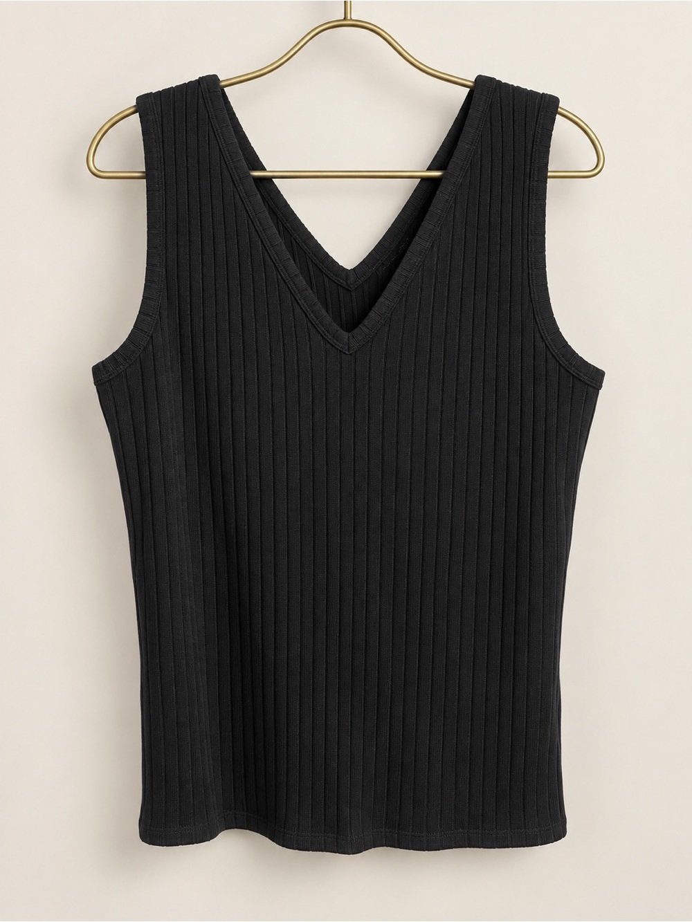 Universal Standard Aspen Ribbed Double V Tank Black S 14–16